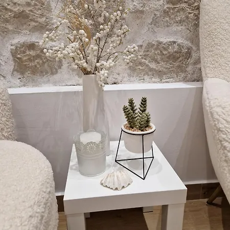 아파트 Small House Saint Michael