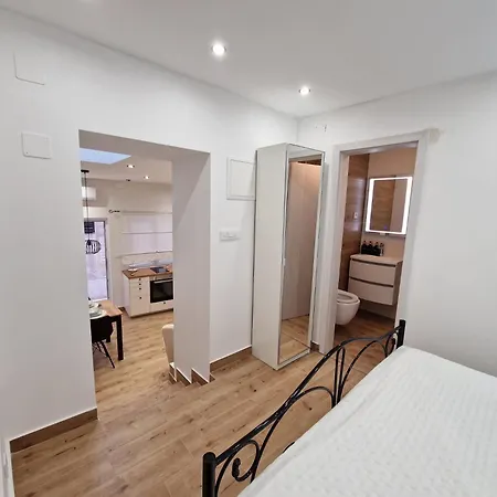 아파트 Small House Saint Michael