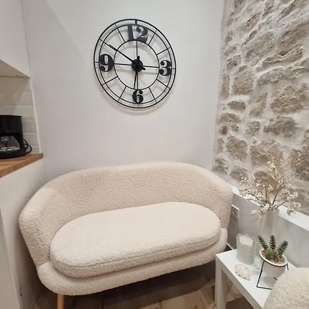 아파트 Small House Saint Michael *