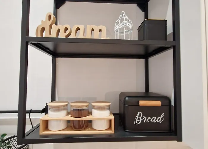 公寓 Small House Saint Michael 希贝尼克