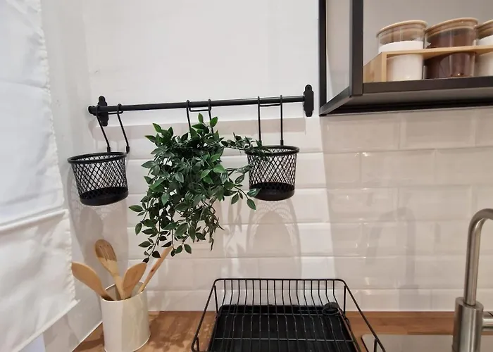 Small House Saint Michael Szybenik