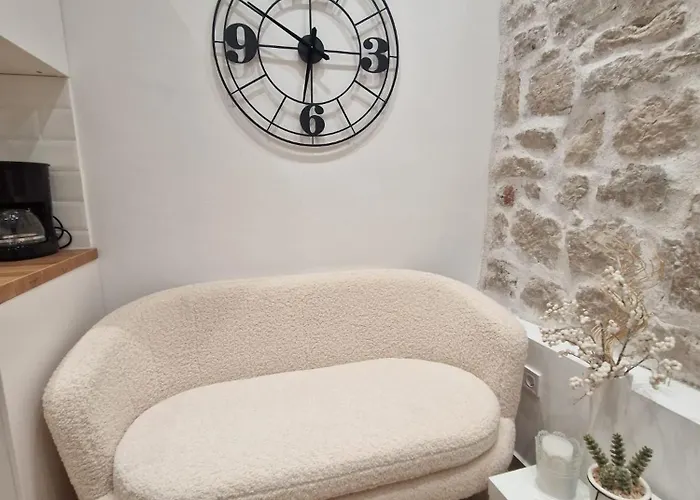 Apartament Small House Saint Michael *