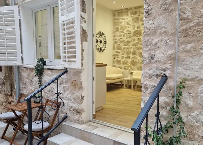 Apartament Small House Saint Michael *